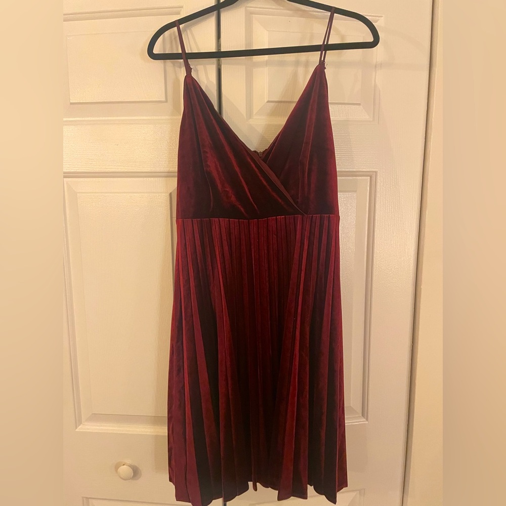 Worn once Lucy Paris red velvet deep v swing cocktail dress